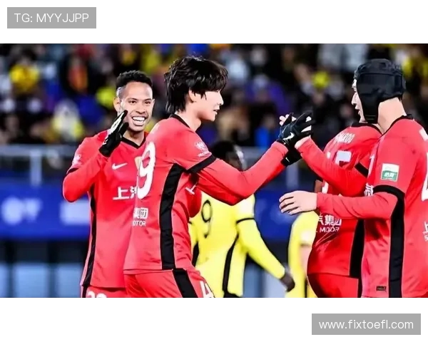 中超赛场风云再起豪强对决引爆新赛季激烈争夺全面升级呈现新格局