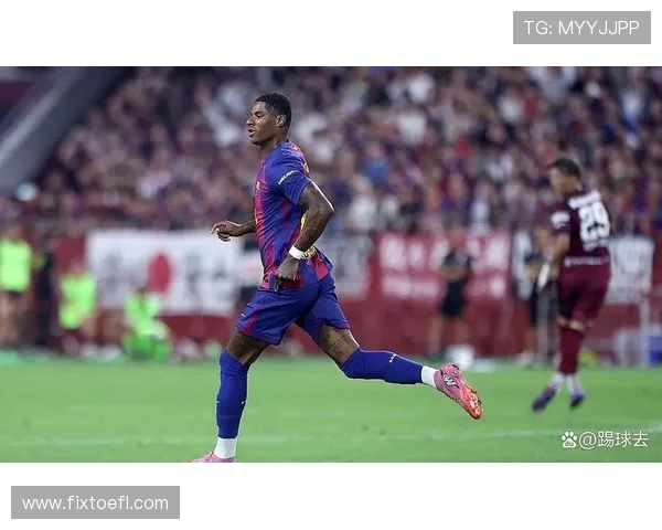 2013年巴萨与曼联巅峰对决回顾球迷心中的经典之战